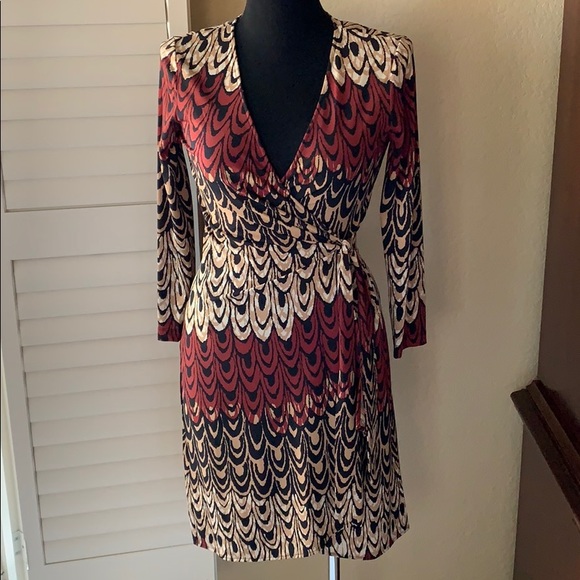 BCBGMAXAZRIA Womens Adele Jersey Printed Wrap Dress Size Small - Picture 2 of 6
